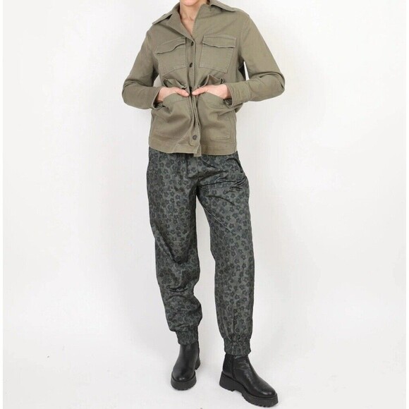 Varley NWT Beckett Pant in Camo Floral Lightweight Nylon Jogger Size S - Picture 1 of 9